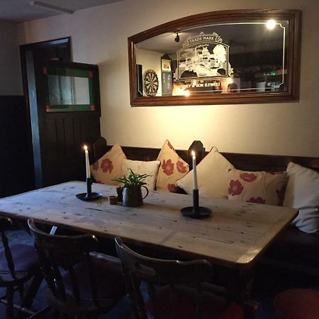 The Blackboys Inn Framfield エクステリア 写真